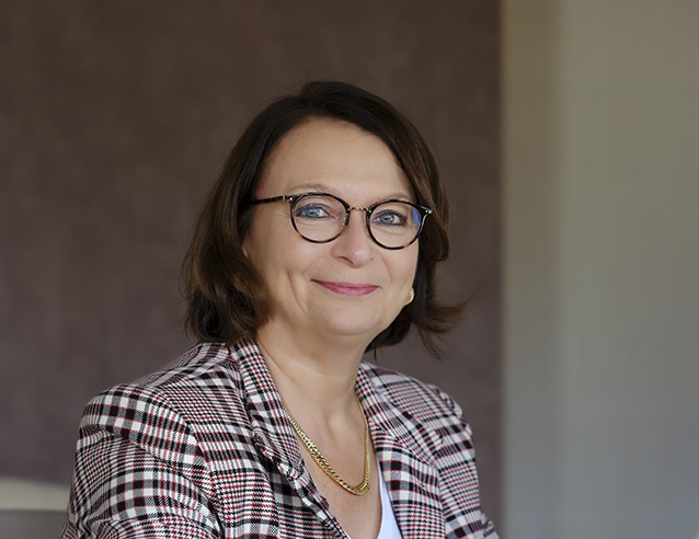 Portrait de Christine Huchette souriante